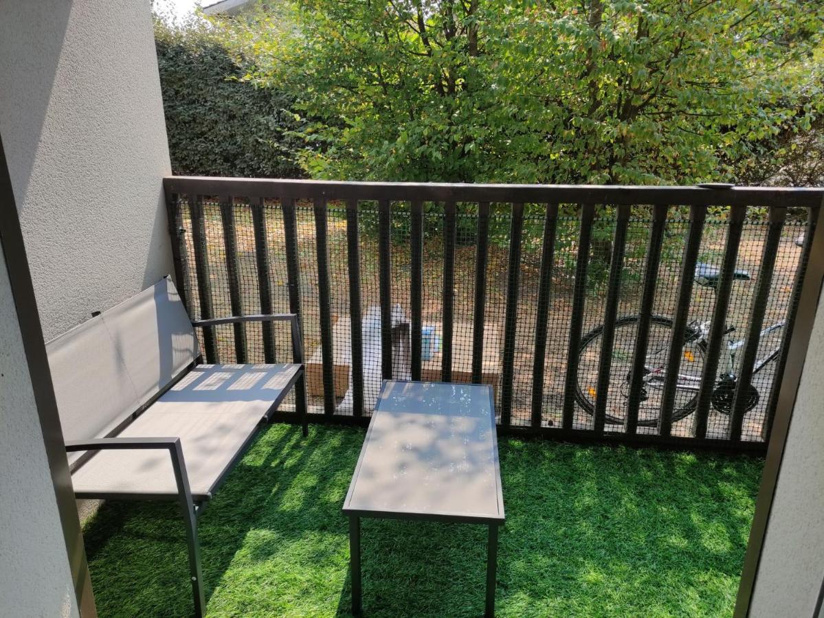 Superbe appartement en rez-de-jardin à LANTON Extérieur photo