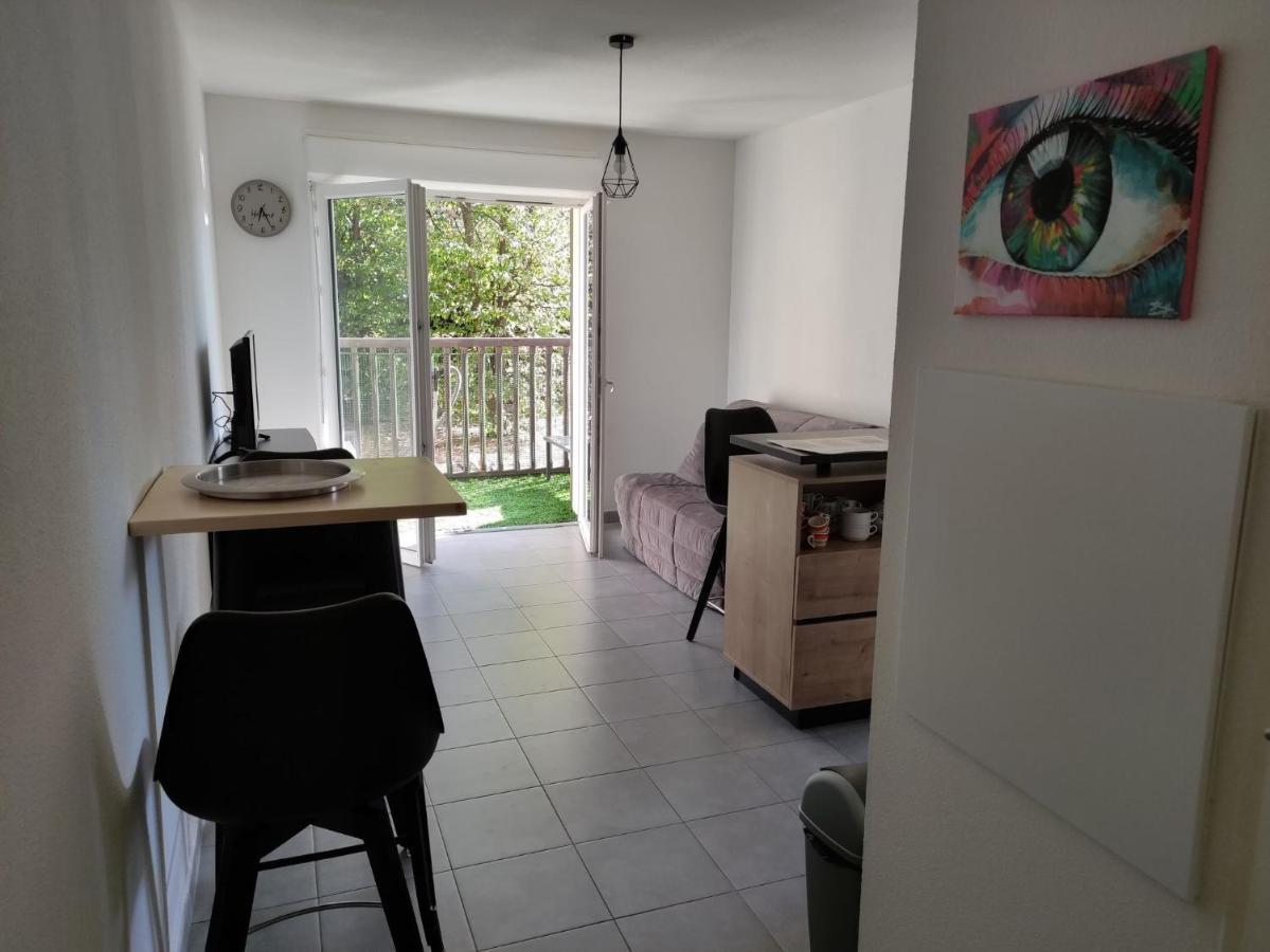 Superbe appartement en rez-de-jardin à LANTON Extérieur photo